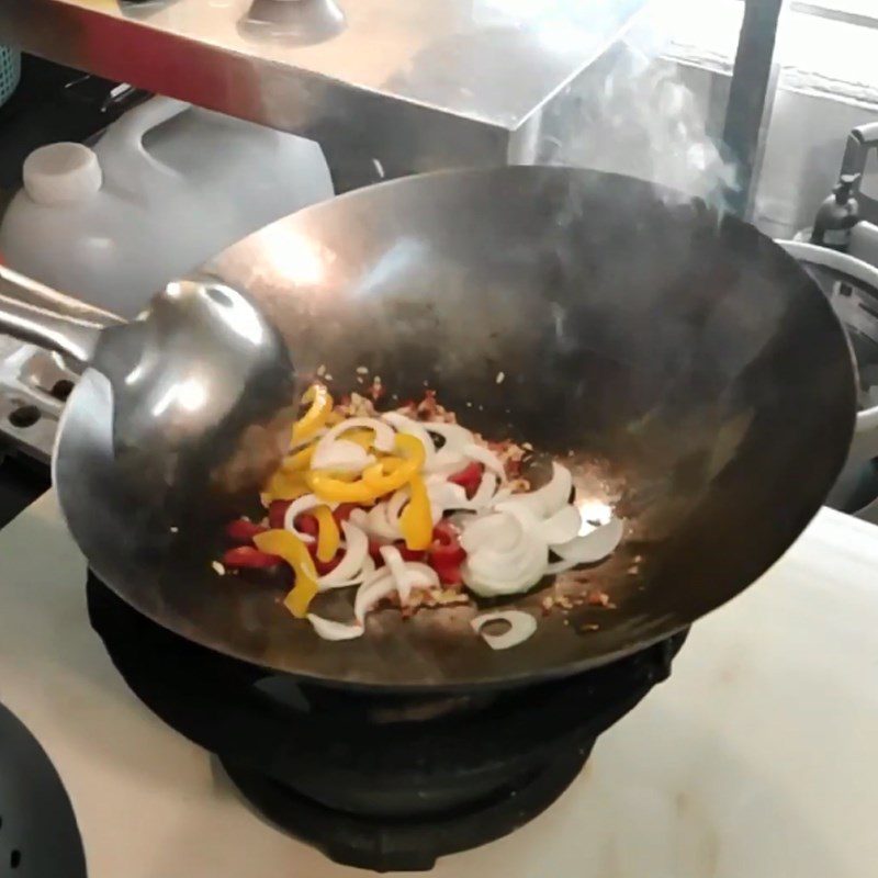 Step 4 Stir-frying Vegetables Fish fried with fish sauce