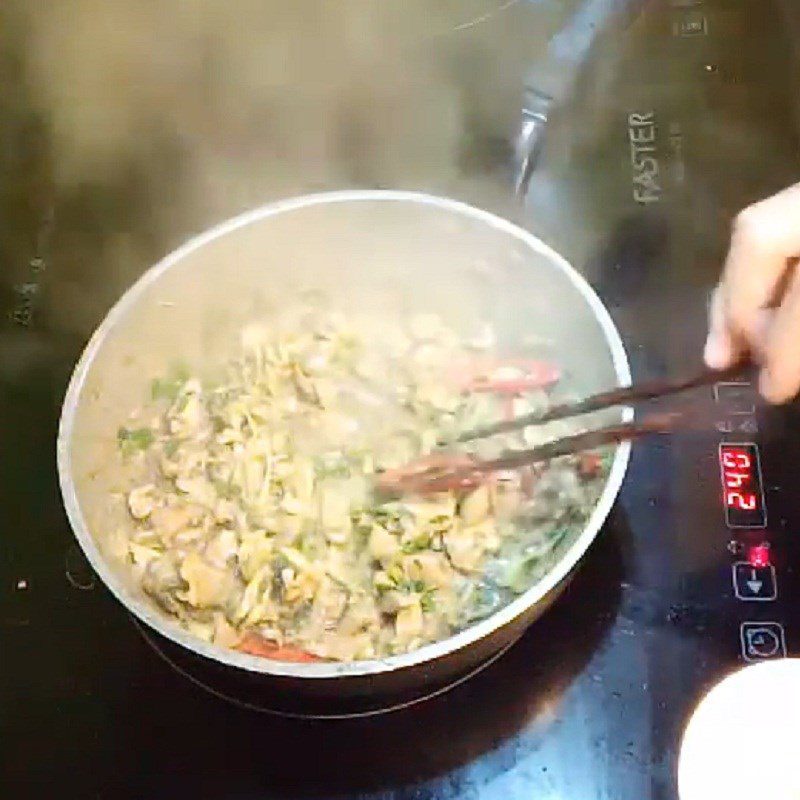 Step 2 Stir-Frying Lemongrass and Chili for Stir-Fried Clams with Lemongrass and Chili