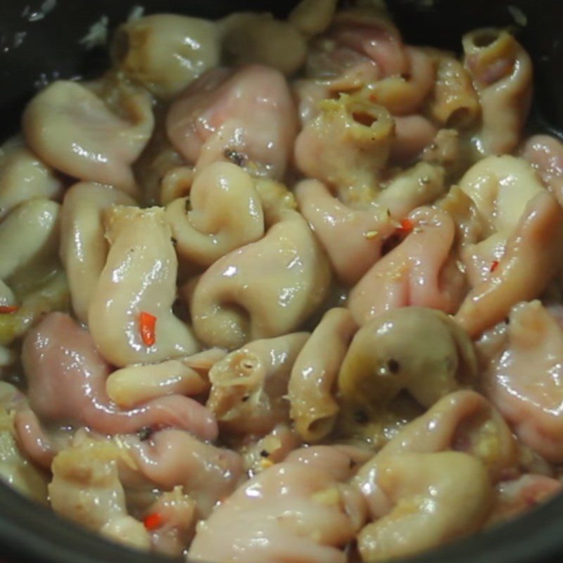 Step 3 Sauté the fish stomach