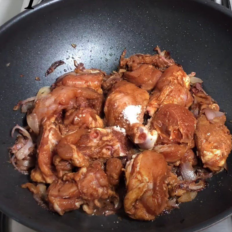 Step 4 Sautéing the chicken Chicken curry with fresh milk