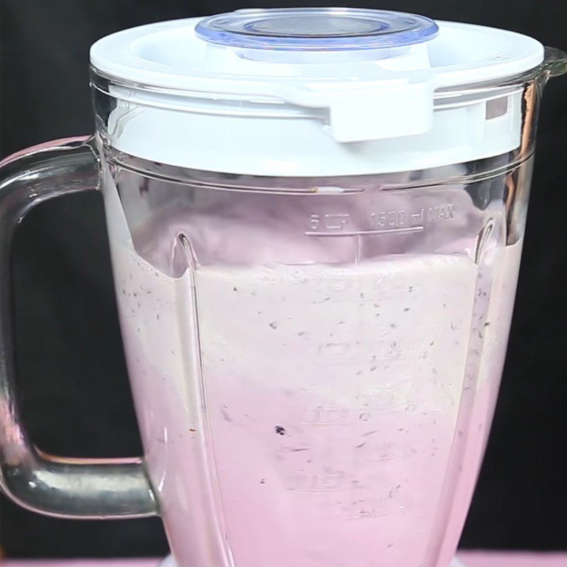 Step 2 Blend the mulberries with milk for Mulberry Yogurt Ice Cream
