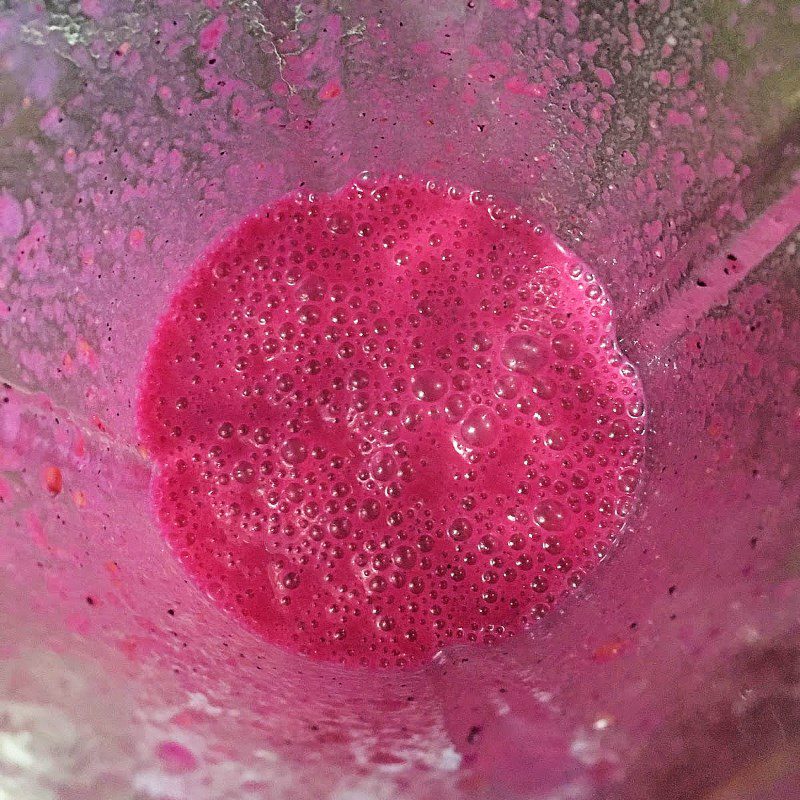Step 2 Blend watermelon and dragon fruit smoothie Watermelon and dragon fruit smoothie