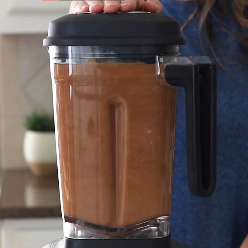 Step 2 Blend cashew cocoa milk Cashew Cocoa Milk