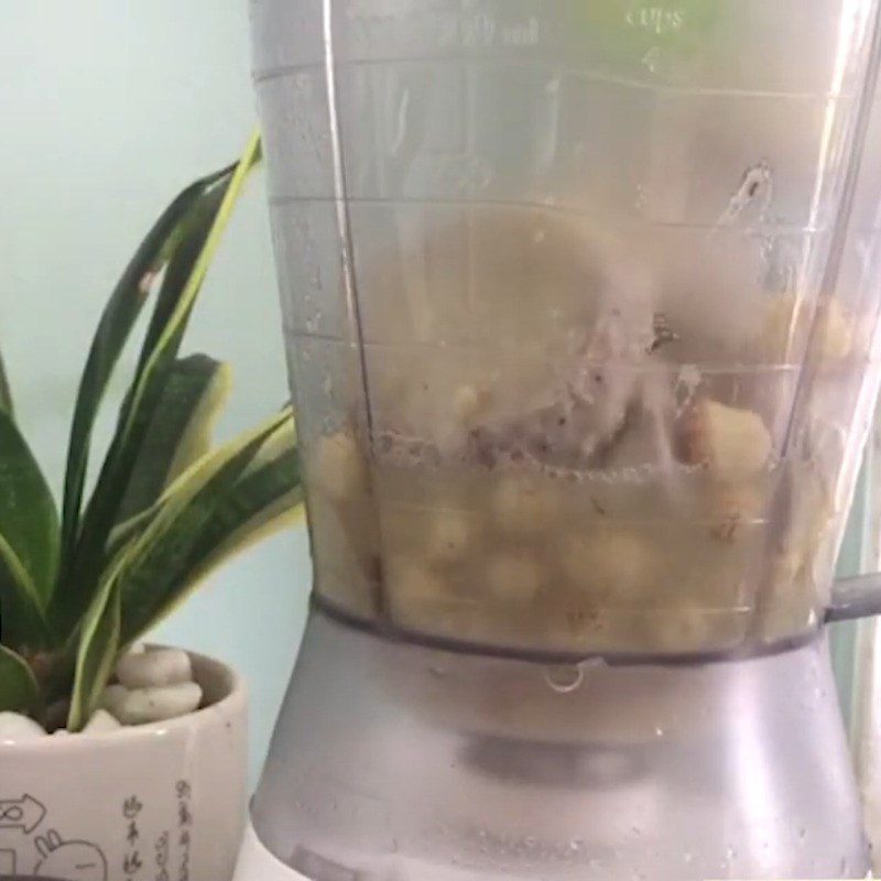 Step 3 Blend and cook the lotus seed taro milk Taro lotus seed milk