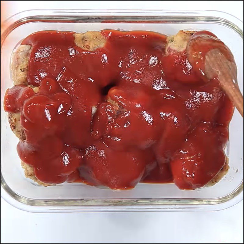Step 3 Layer the cheese Cheese stuffed meatballs