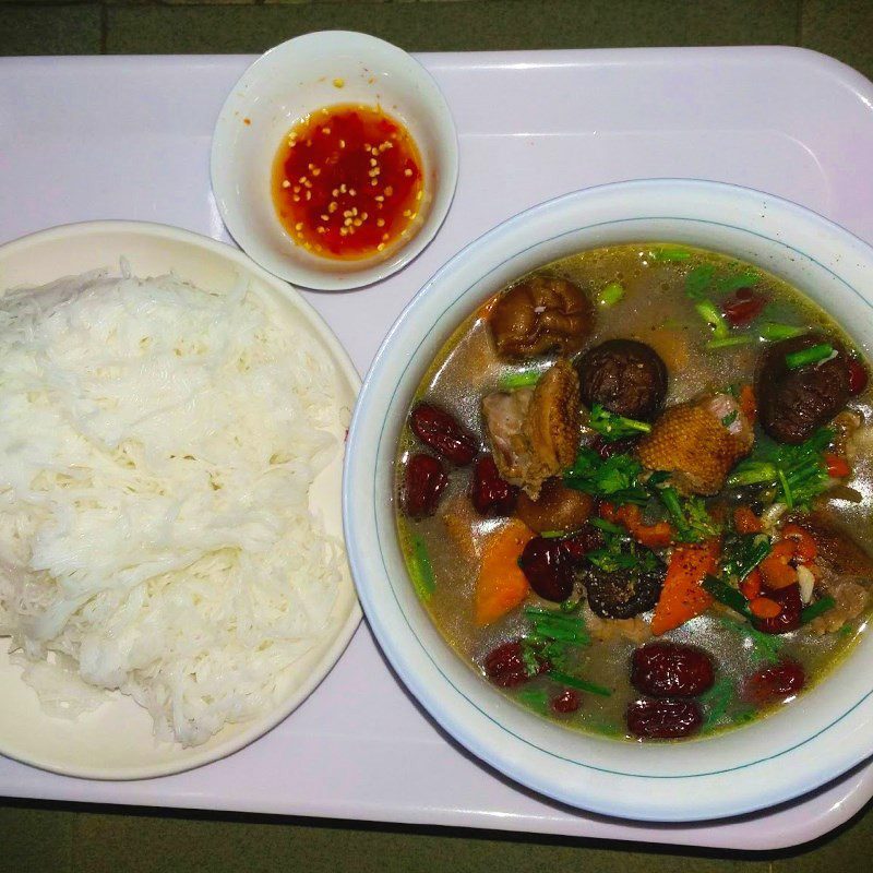 Step 3  Final Product Duck stewed with red apples