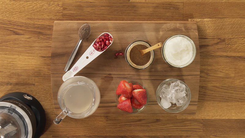 Ingredients for dish 7 Strawberry smoothies