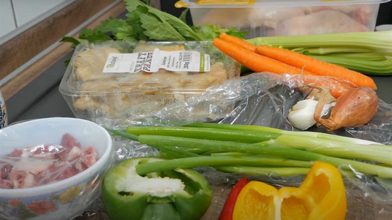 Ingredients for spicy sour chicken stir-fried noodles