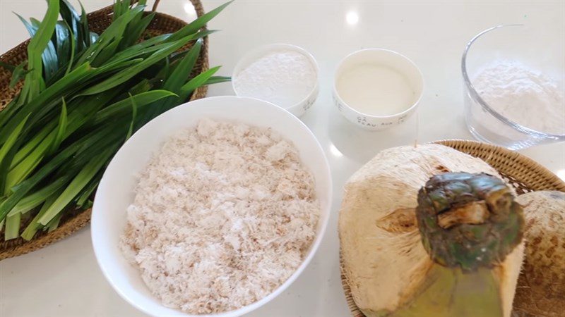 Ingredients for sticky coconut dessert with pandan leaves and coconut milk