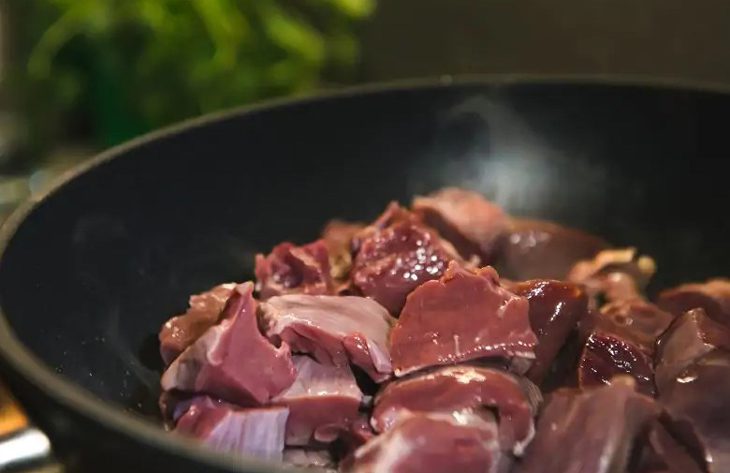 Step 3 Stir-fried rice noodles Stir-fried rice noodles with pig's heart and kidneys