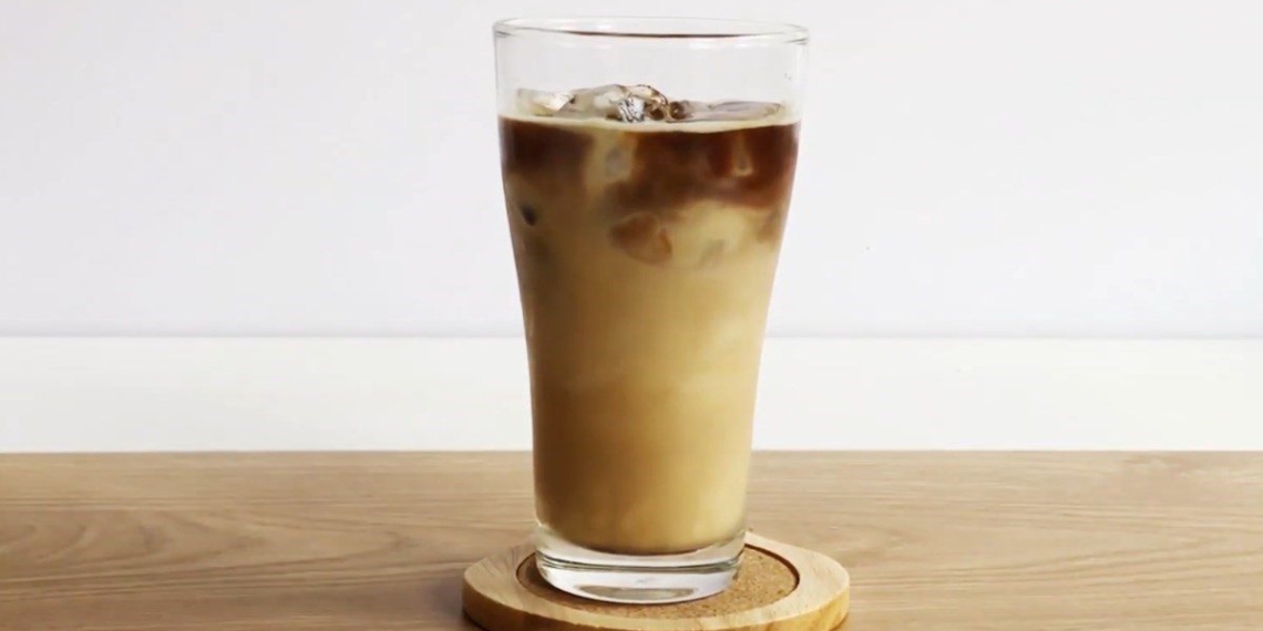 2 ways to make delicious fresh milk coffee easy to drink very easy to make at 12635