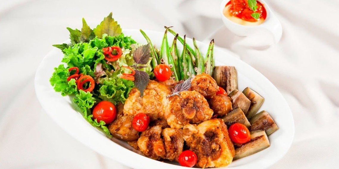 2 ways to make grilled pork tail with rice porridge and crispy sa te delicious 04791