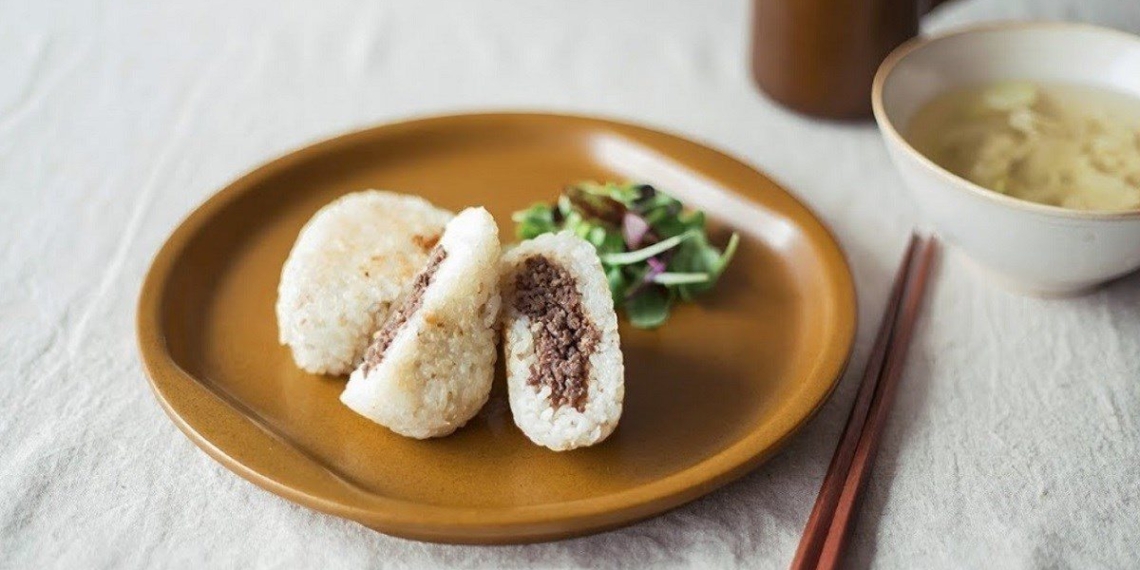 2 ways to make rice with beef stir fry and beef with egg 05456