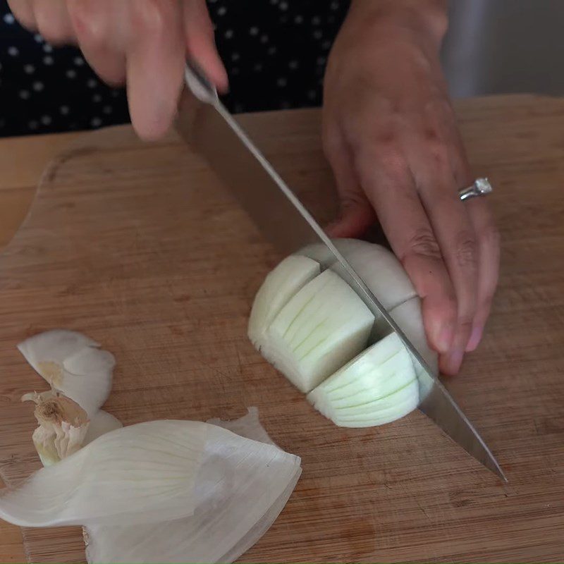 Step 1 Prepare the Ingredients for Zucchini Spaghetti with Beef and Mushrooms