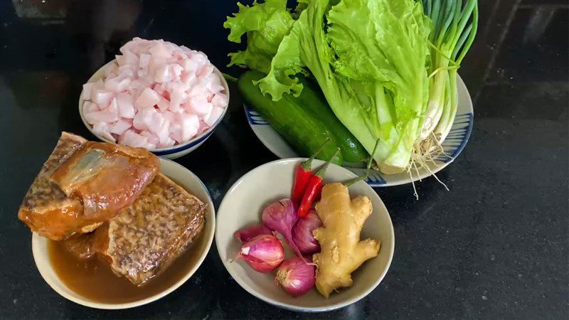 Ingredients for snakehead fish sauce steamed