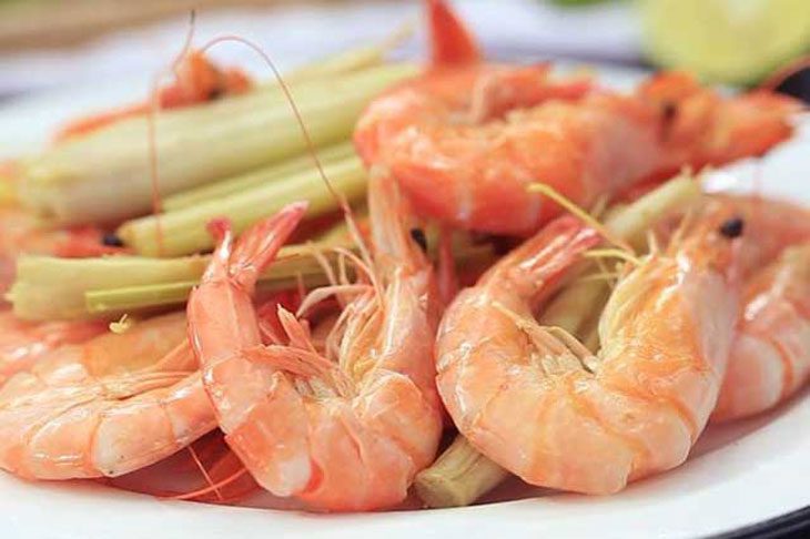 Step 4 Final product Steamed shrimp with lemongrass