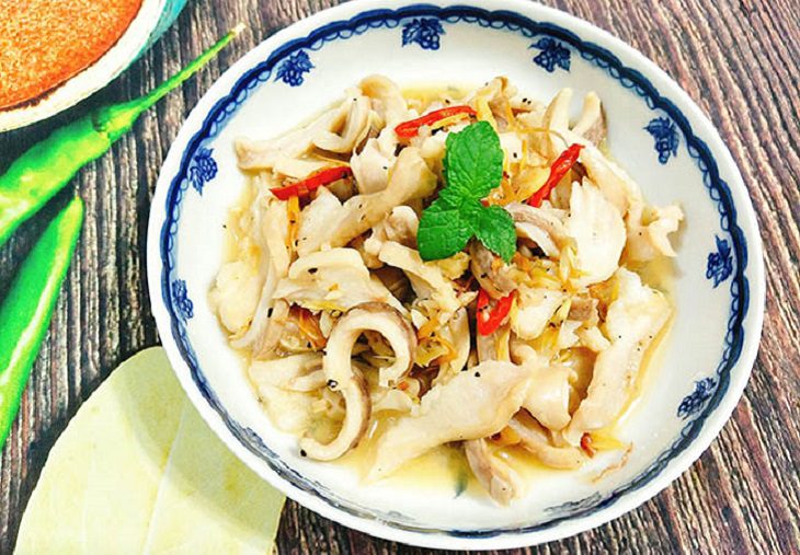 Step 4 Finished Product Stir-fried Pig Stomach with Lemongrass and Chili