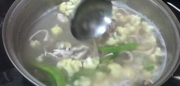 Step 2 Cook the Dried Squid Oyster Soup