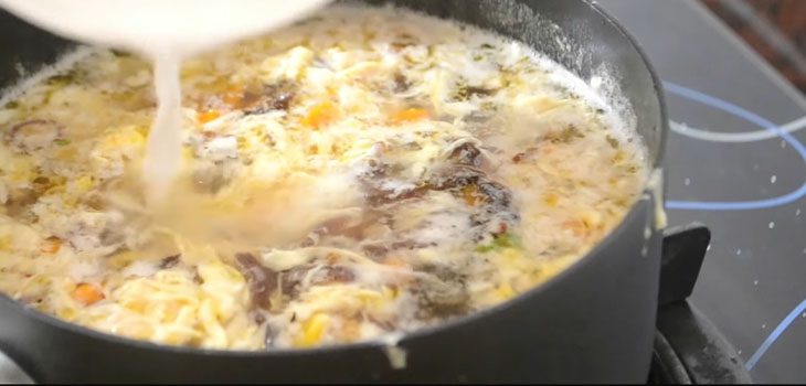 Step 3 Cooking Mixed Oyster Soup Mixed Oyster Soup