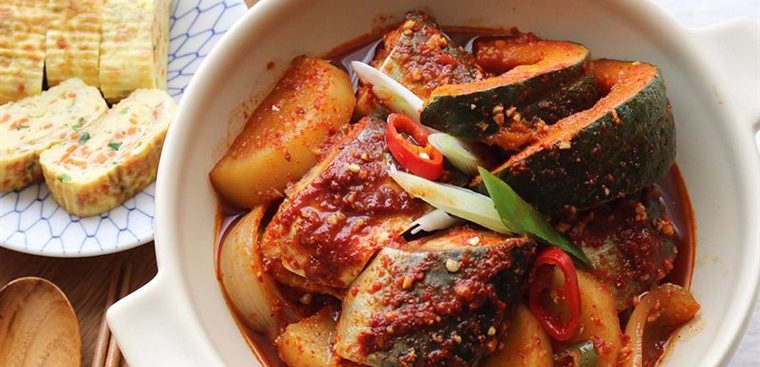 3 ways to cook cod fish with dry sugar cane and dry pickled cabbage with unique green tea 01849