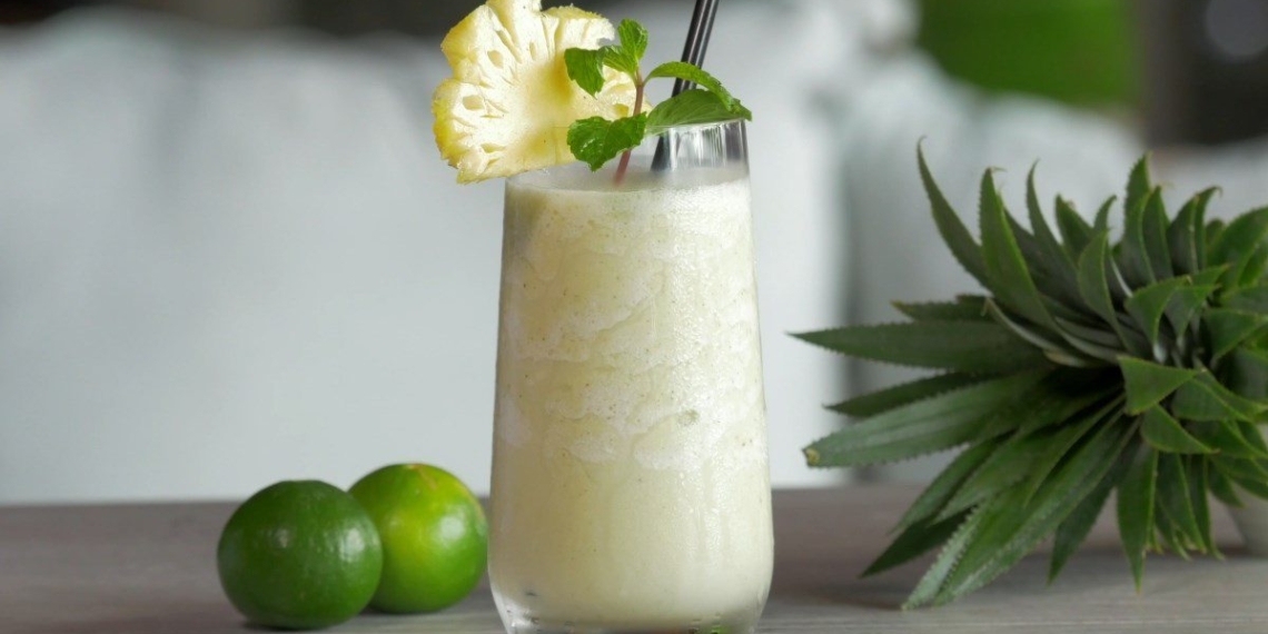 4 ways to make delicious yogurt coconut smoothies and support weight loss 09768