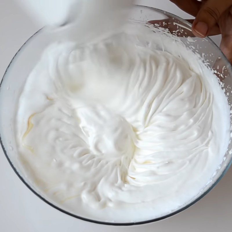 Step 1 Whip the cream Rainbow ice cream