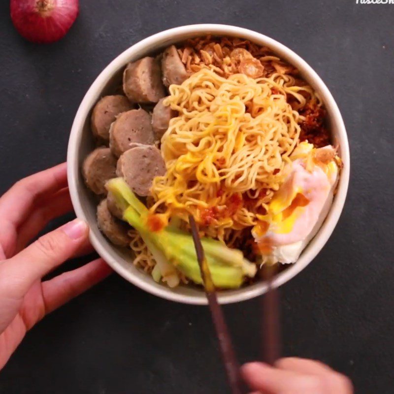 Step 5 Final Product Spicy Salted Beef Ball Noodles
