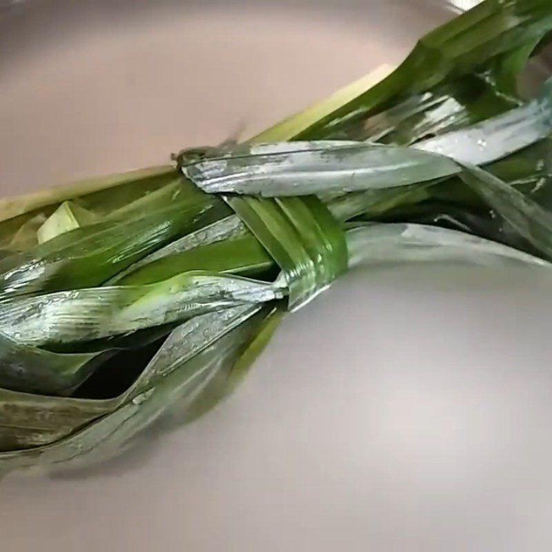 Step 1 Prepare Bo Bo seeds for Bo Bo Che with Coconut Milk