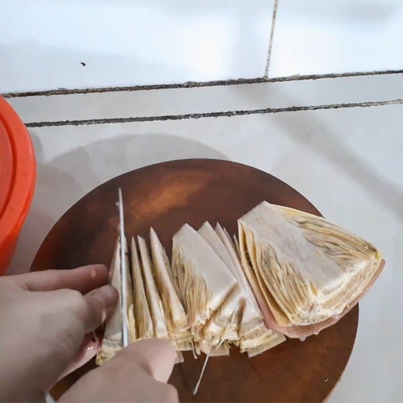 Step 2 Prepare the other ingredients Dried snakehead fish cooked with sour soup