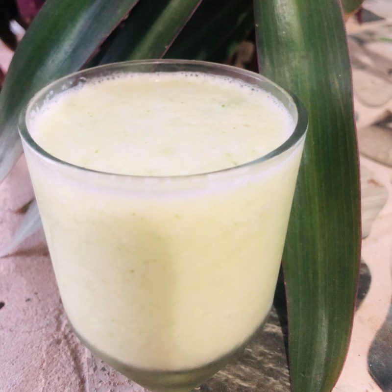 Step 3 Final product Pineapple cucumber smoothie