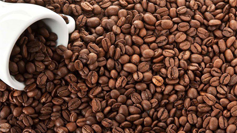 Ingredients for filter coffee and paper filter coffee