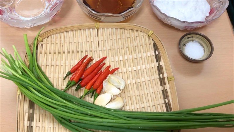 Ingredients for onion fish sauce