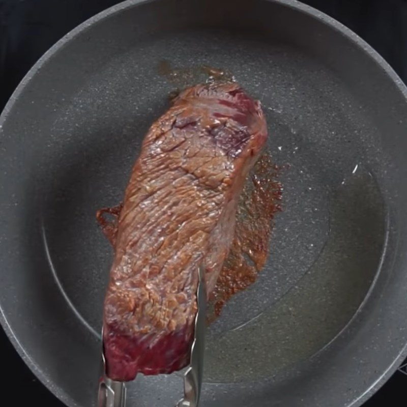 Step 3 Grilled Beef Beef grilled with lemongrass satay