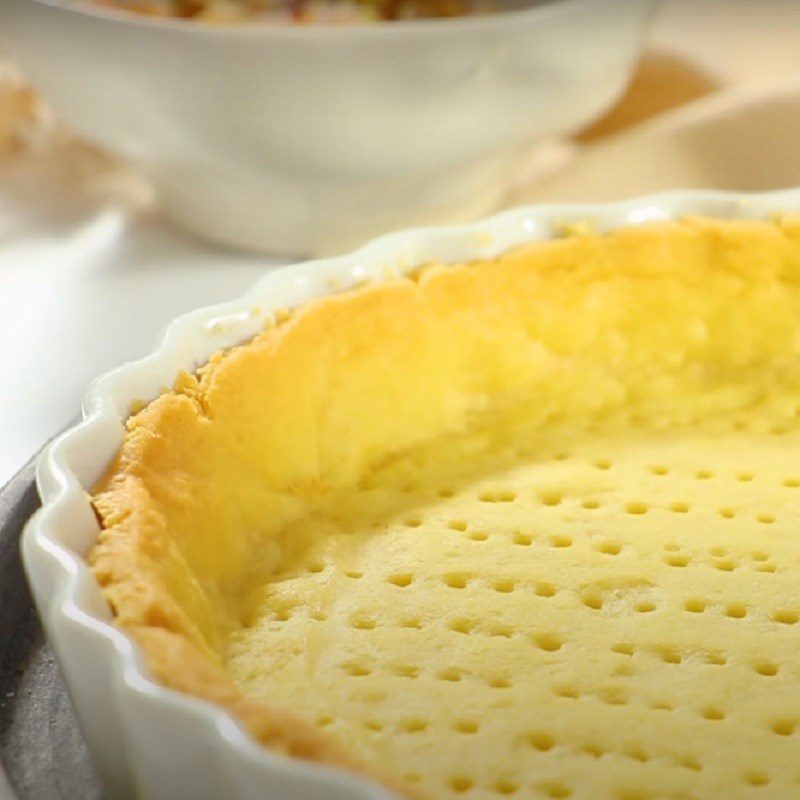 Step 4 Bake the pastry Savory tart - Quiche Lorain