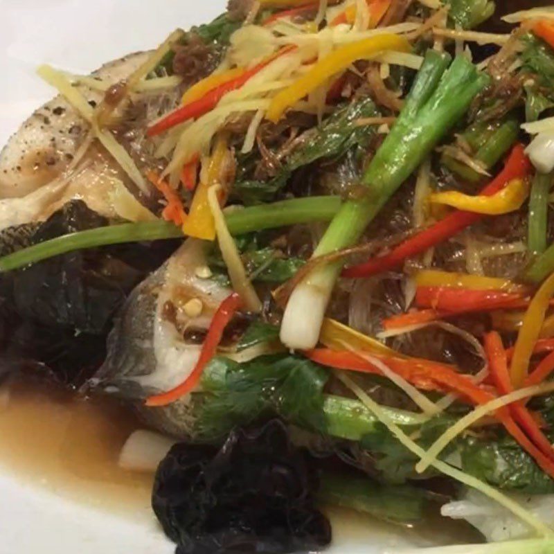 Step 6 Final product Steamed flatfish with vermicelli