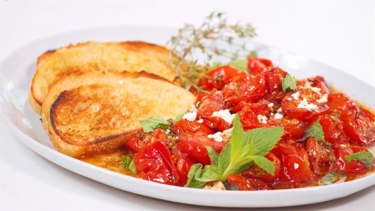 Simple baked tomato