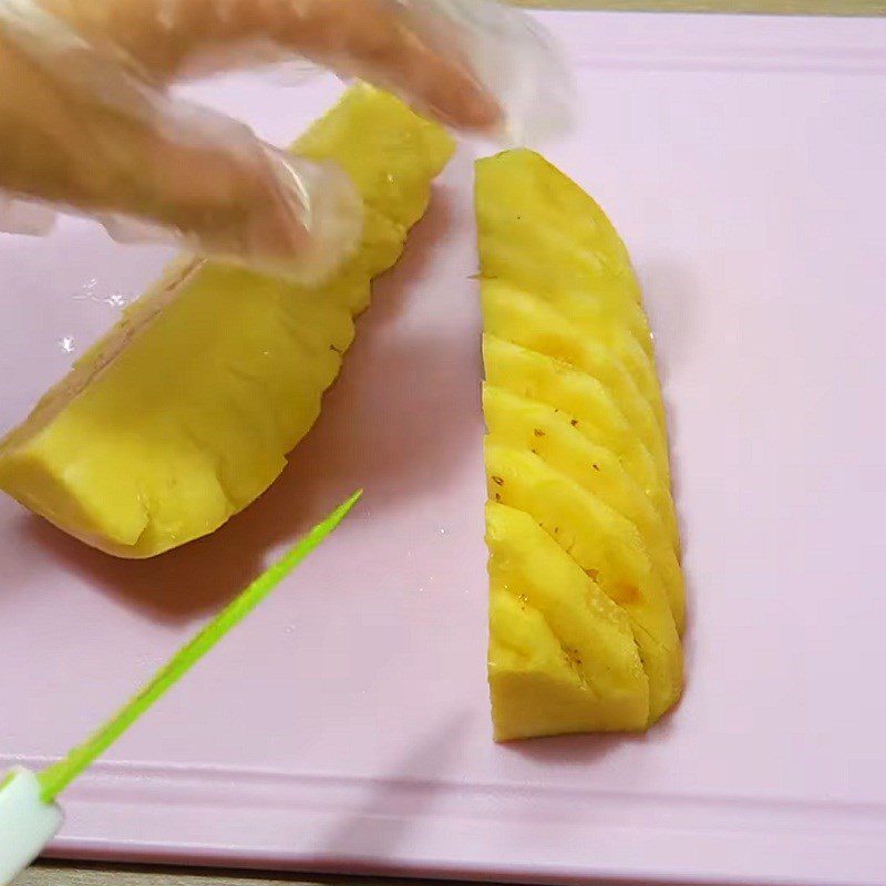 Step 2 Prepare other ingredients Salmon stew with pineapple