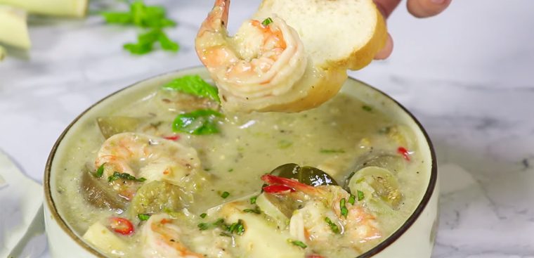 Step 5 Final product Green curry shrimp coconut heart