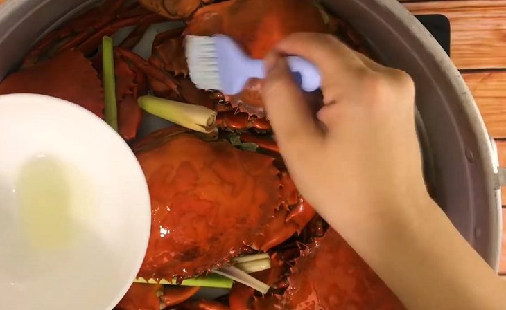 Step 2 Steamed Crab Beer Steamed Crab