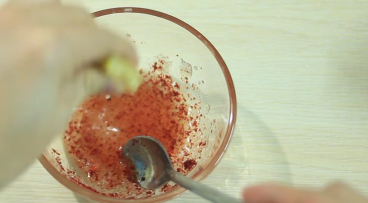 Step 2 Make the dressing for Mango Salad with Pig Skin