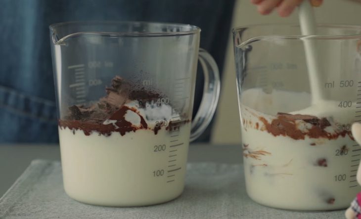 Step 2 Stir the milk chocolate and dark chocolate for Chocolate Pudding