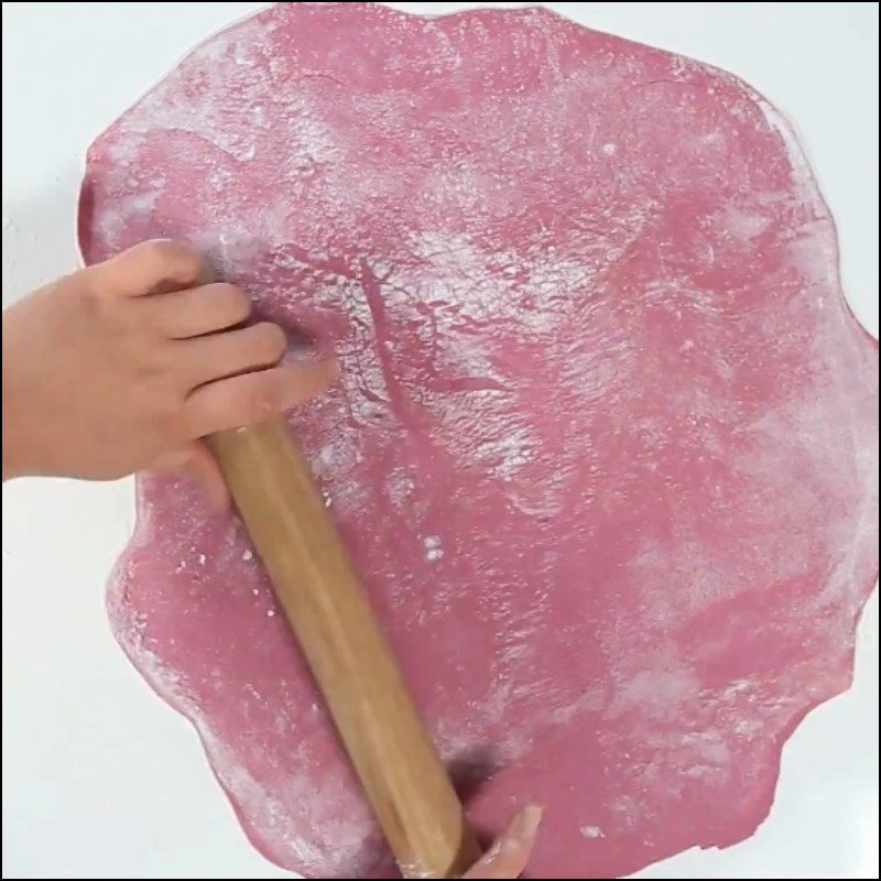 Step 4 Roll out the dough and make noodles Beetroot noodles
