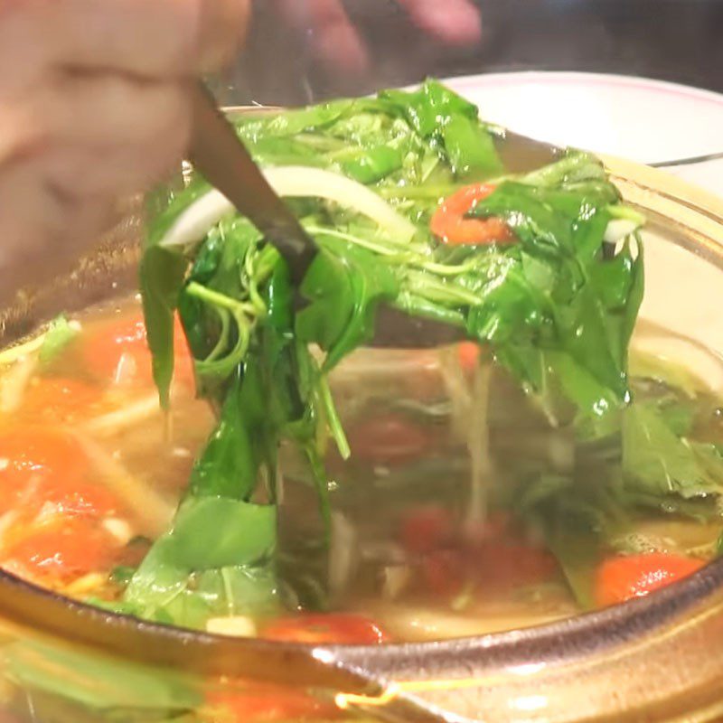 Step 5 Cooking Beef Soup with Vietnamese Coriander