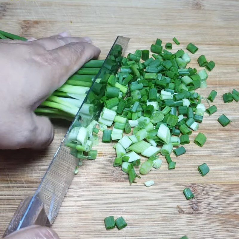 Step 2 Chop scallions Fried corn with scallion oil