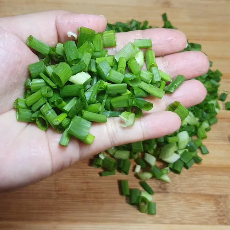 Step 2 Chop scallions Fried corn with scallion oil