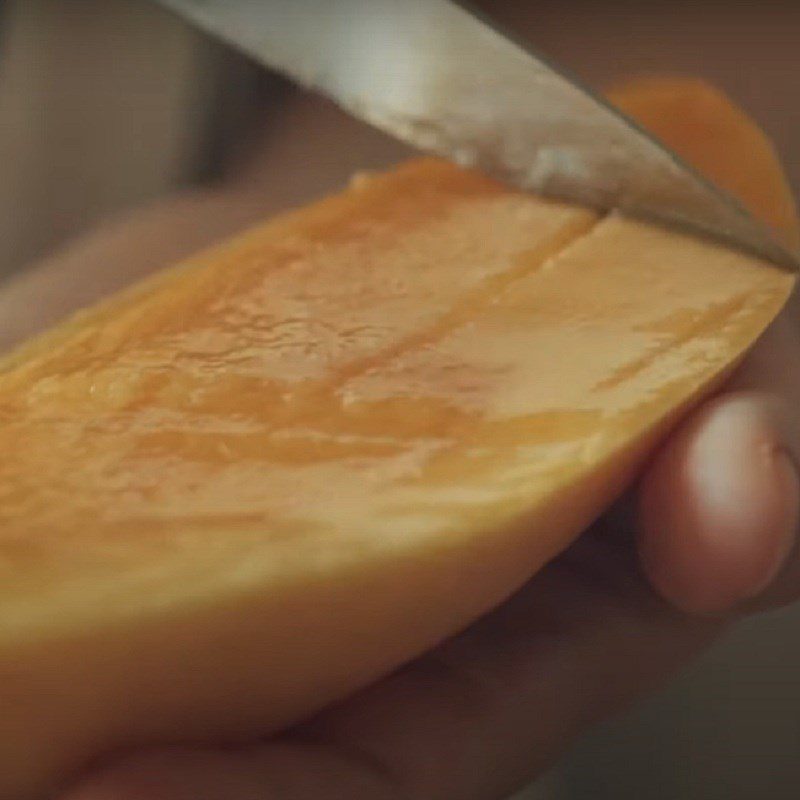 Step 4 Cut the mango for fresh mango Panna cotta