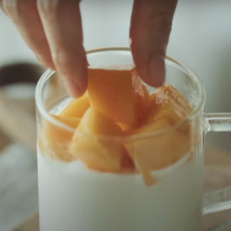 Step 4 Cut mango Fresh mango panna cotta