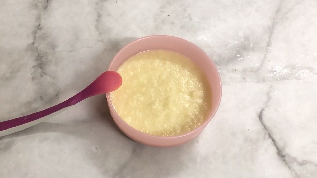 4 ways to cook delicious and nutritious bread porridge for babies that are easy to make 18 Bread porridge with apple