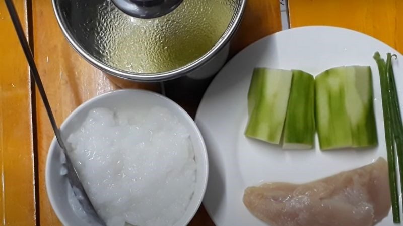 Ingredients for chicken porridge for babies