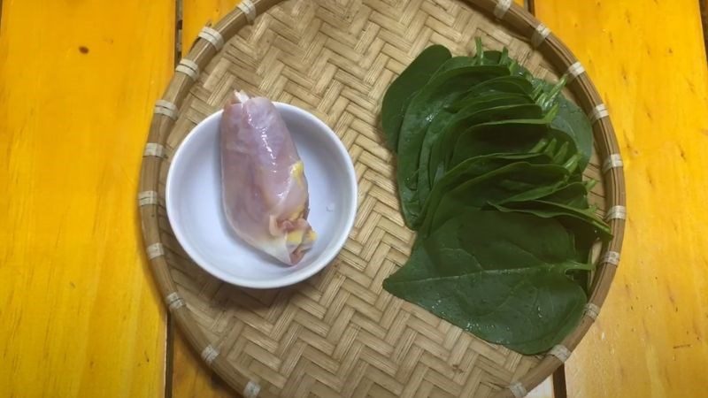 Ingredients for chicken porridge for babies